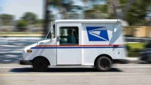 Mail carrier says he was suspended after post about winter safety